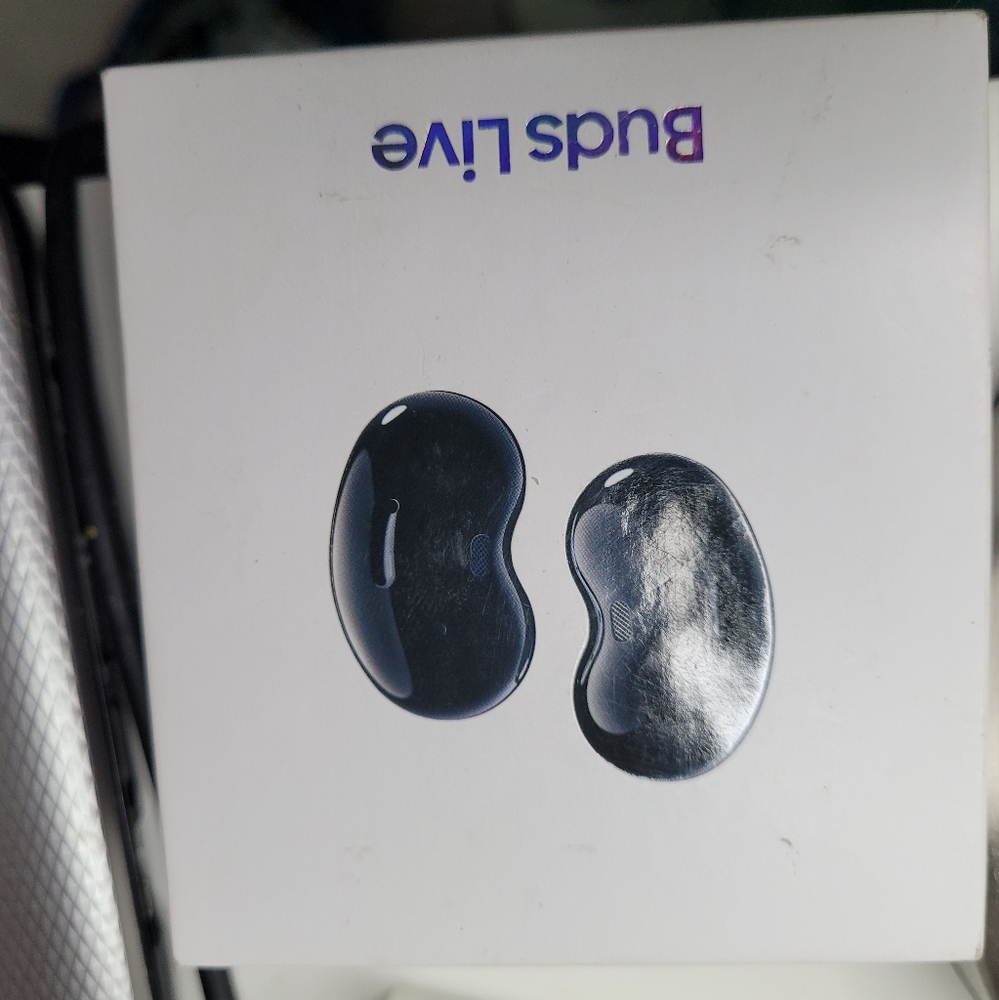 Samsung galaxy buds new sealed